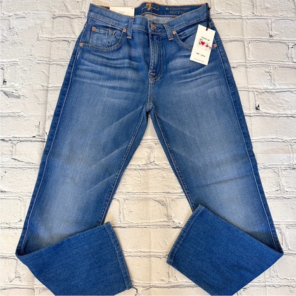 7 For All Mankind The Cropped Relaxed Girlfriend Jean New With Tags 🤍